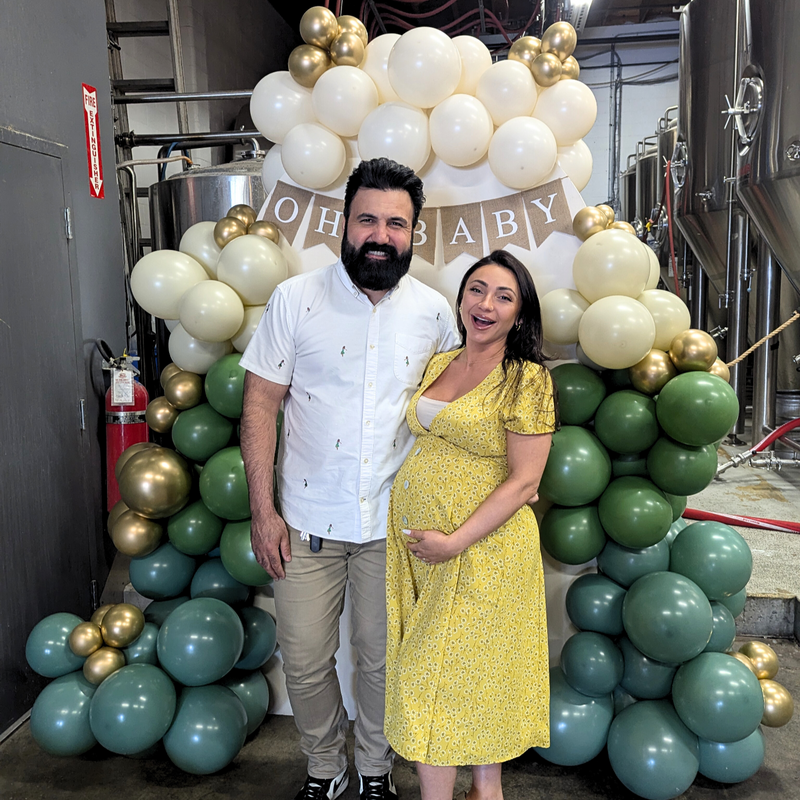 balloon backdrop for baby shower 4