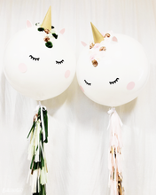 Load image into Gallery viewer, 3ft Unicorns Pink & Green w/ Full Tassels