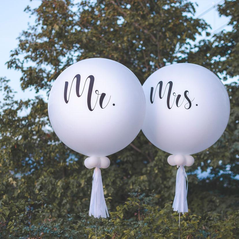 Specialty MR & MRS Wedding/Anniversary Balloons