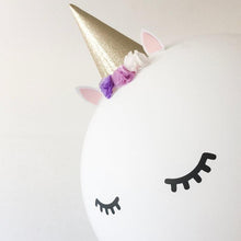 Load image into Gallery viewer, Close-up Unicorn