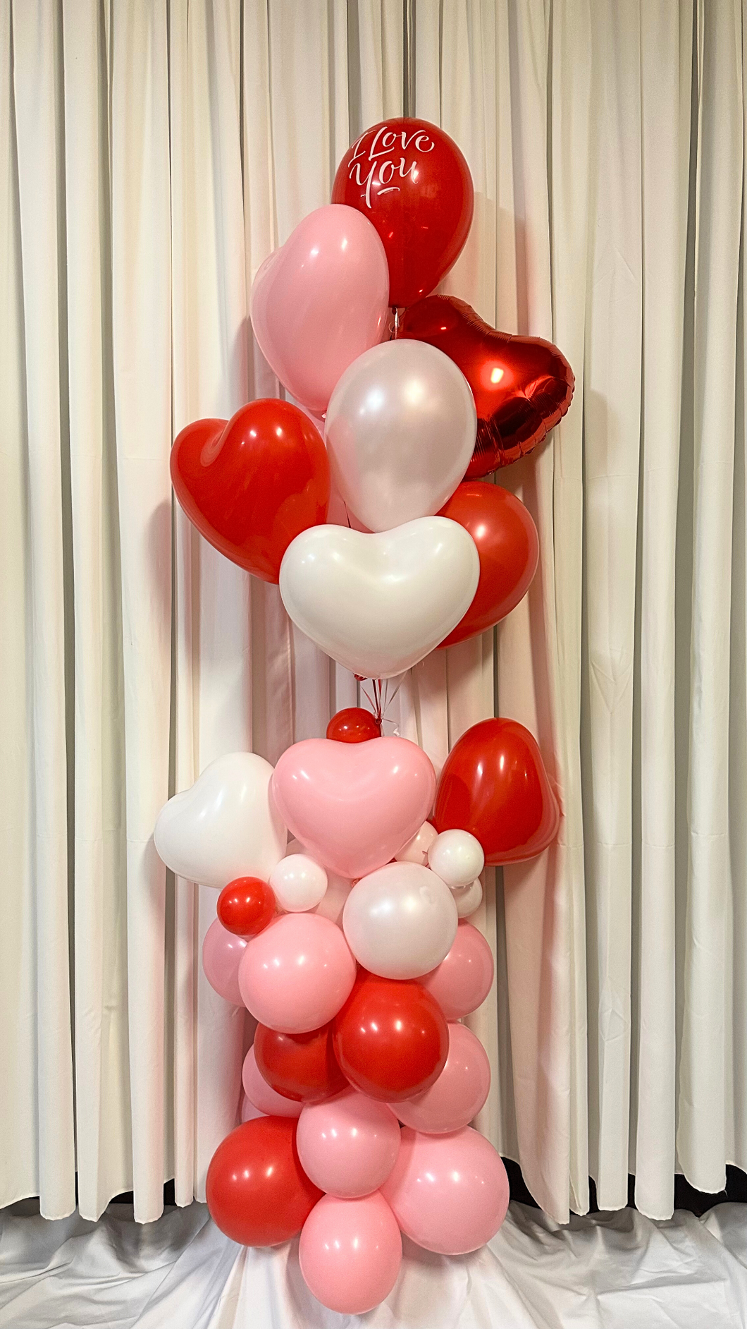 red pink white heart latex balloons with heart mylar and i love you balloon