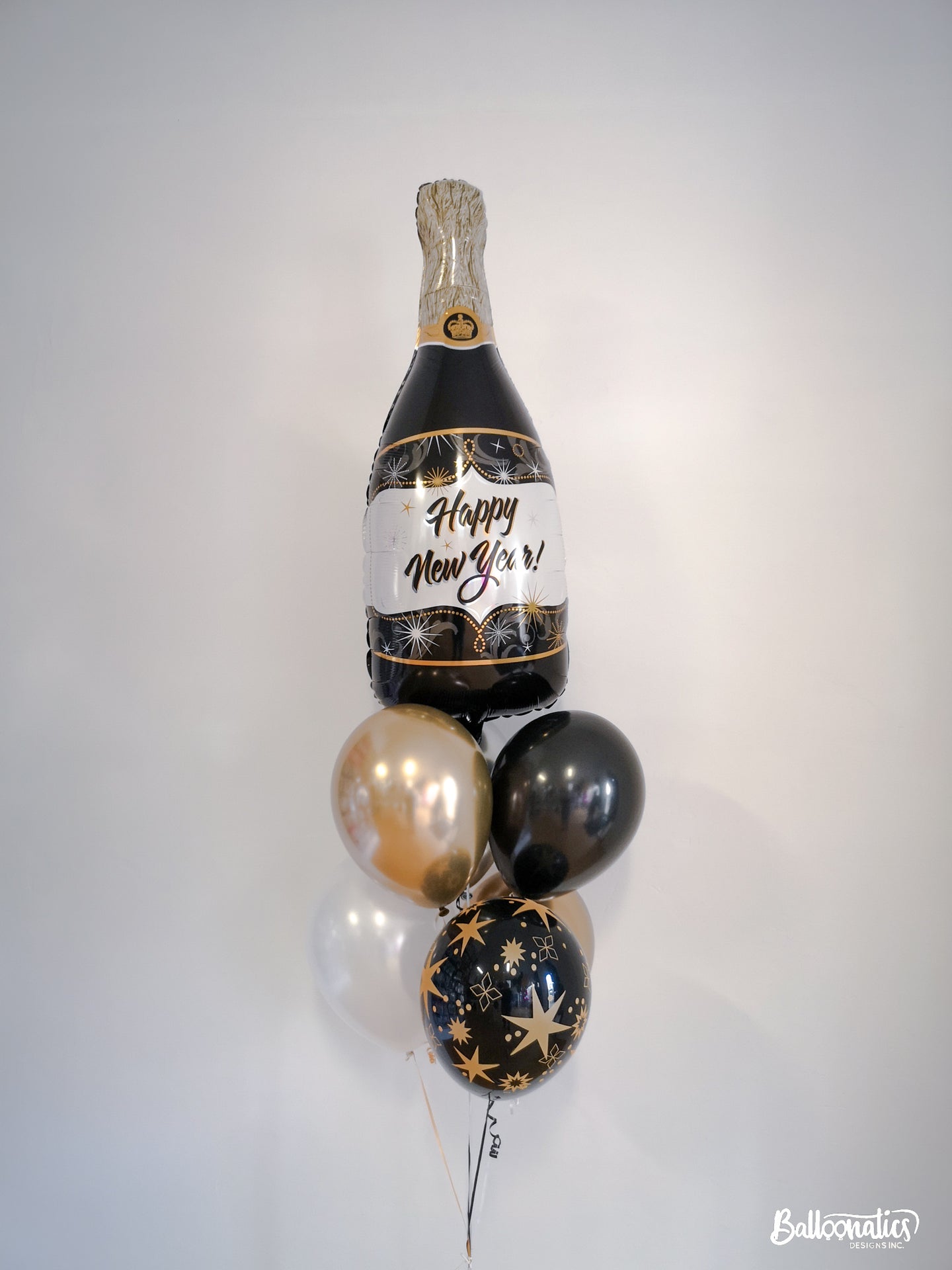 Black & White New Year Champagne Bouquet of 7
